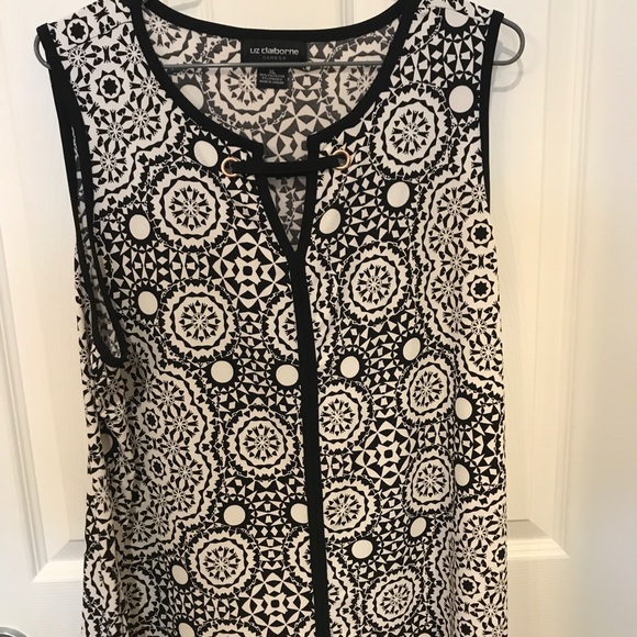 Brand new never worn Liz Claiborne tank - Picture 1 of 1